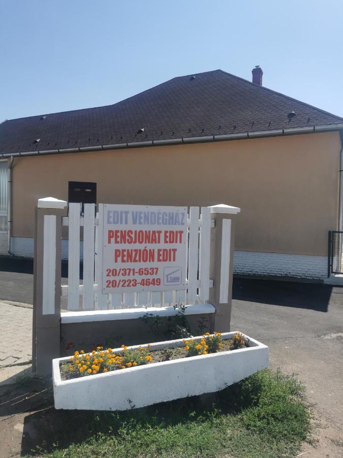 Edit Vendeghaz Tiszaújváros Zewnętrze zdjęcie